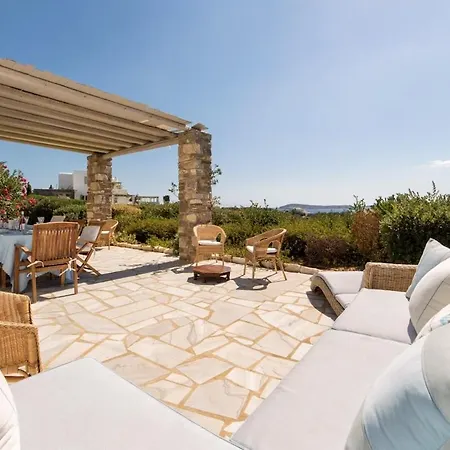 Villa Petra Chrisi Akti (Paros)